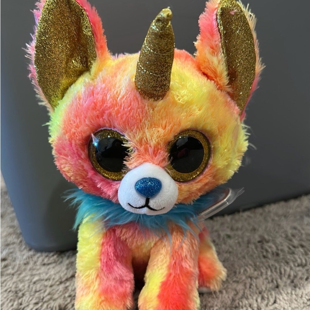 Ty Beanie Boos YIPS Unicorn Chihuahua Dog 6" Plush Stuffed Animal